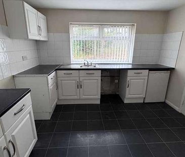 Holden Road, Prescot, L35 - Photo 2