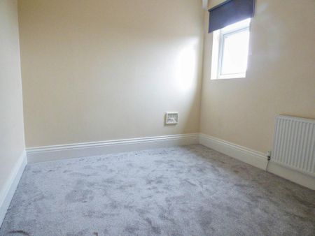 South Road, Chopwell, Newcastle upon Tyne, Tyne and Wear, NE17 7BU - Photo 2