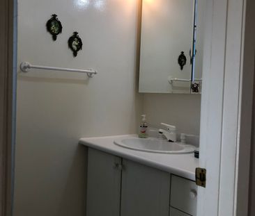 For Lease - 12 Painswick Crescent, Toronto, Ontario - Photo 2