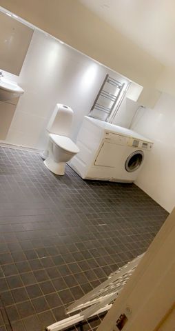 Varpholmsgränd, Skärholmen - Photo 2