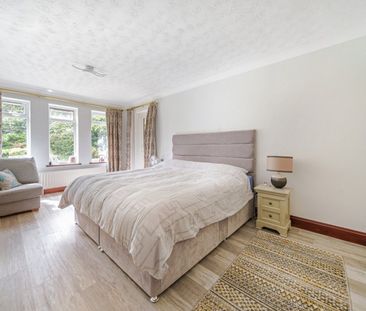 Raylands Mead, Gerrards Cross, Buckinghamshire,SL9 - Photo 6