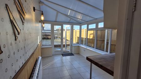 High Street, Sleaford, Billingborough - Photo 3