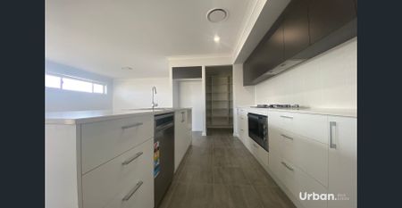 Four Bedroom Home in Huntlee For Lease! - Photo 2