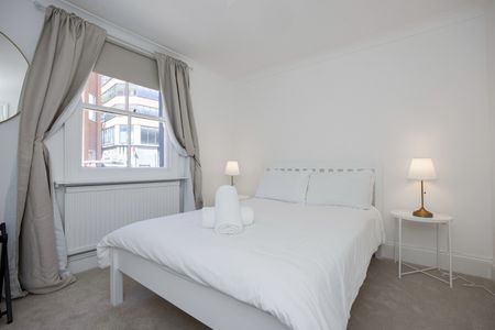 Room in a Shared House, Frederick Street, BN1 - Photo 4