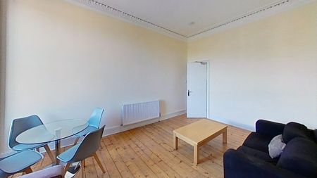 4 bedroom apartment to rent - Photo 4