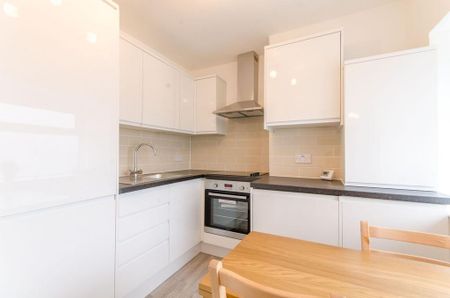 Studio to rent - Photo 3