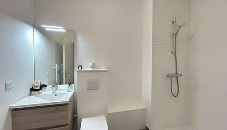 Appartement 2 pièces 52m2 REIMS 795 euros - Photo 2