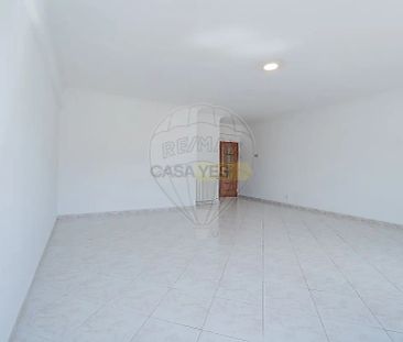 Apartment T4 in Santa Iria de Azoia, São João da Talha e Bobadela, Loures - Photo 5