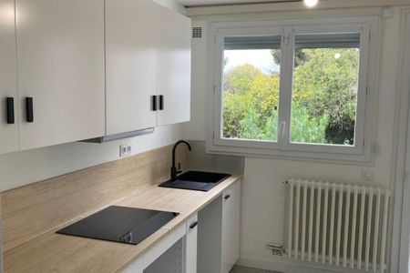 Superbe Appartement Faux F.4 à Sète dans une résidence fermée et sécurisée - Photo 4