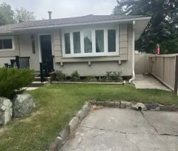 Fully renovated with legal windows basement available for rent | 97... - Photo 1