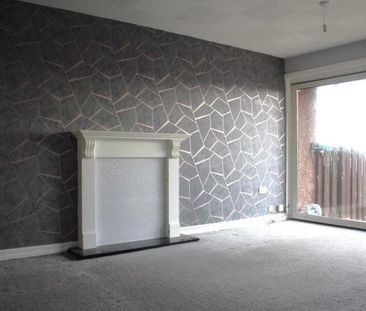 McDonald Terrace, Methil - Photo 5