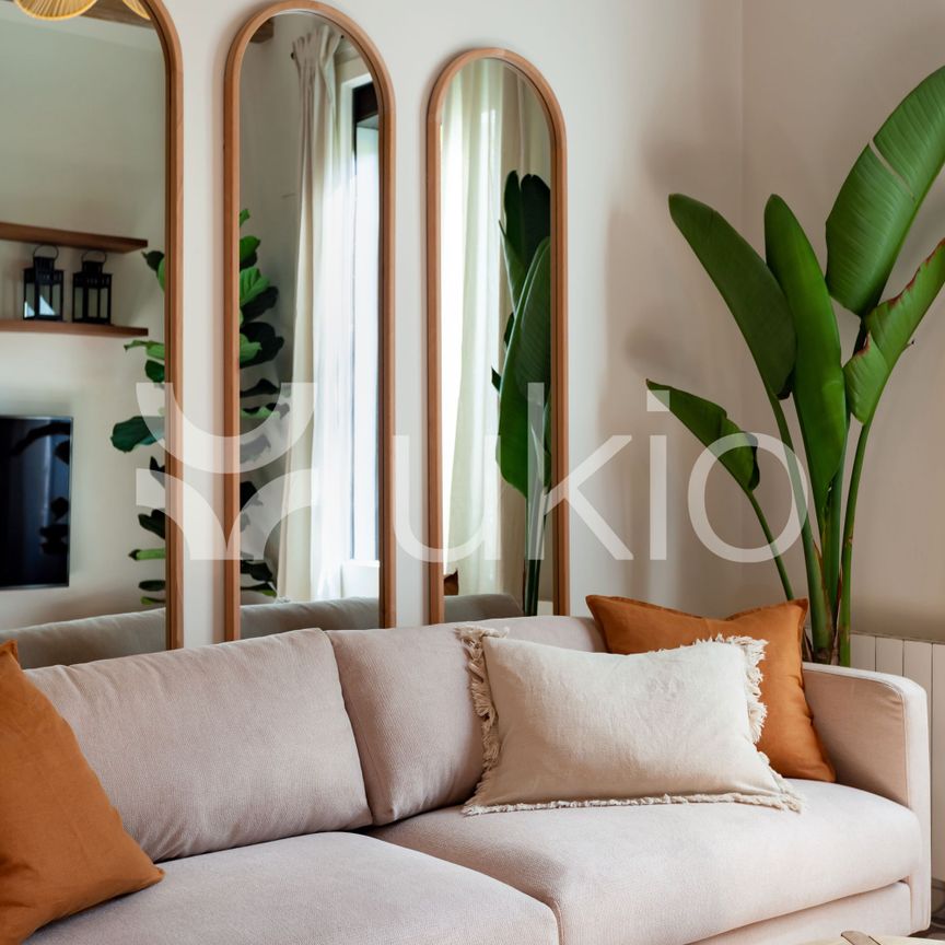 Apartamento de alquiler en Carrer de Villarroel, Sant Antoni - Photo 1