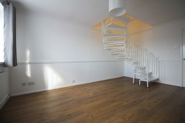 Landlords Letting Company - Photo 1