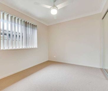 SPACIOUS LOW MAINTENANCE FAMILY LIVING - Photo 4