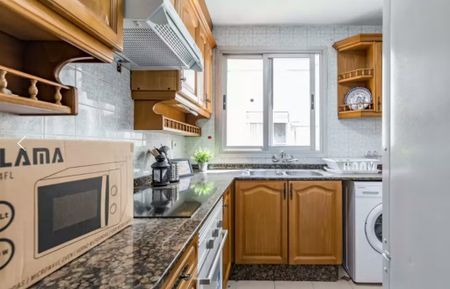 Avinguda del General Avilés, Valencia, Valencian Community 46015 - Photo 4