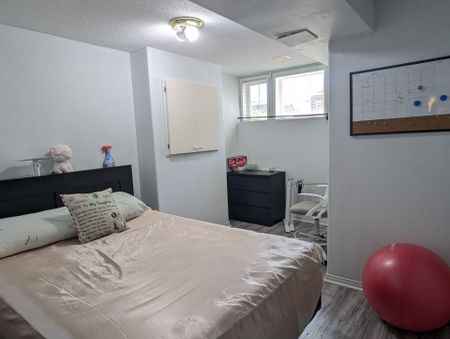 For Lease - 544 Freeman Crescent, Kingston, Ontario - Photo 5