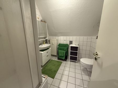 Gemütliche 2-Zimmer-Dachgeschoss-Wohnung in der Altstadt! - Photo 5