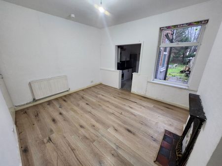 Three Shires Oak Road, Smethwick, B67 5BU - Photo 3