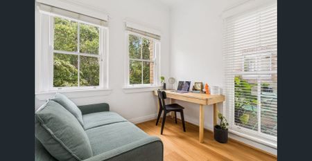 Scandi Style Haven With Vibrant North-East Corner Aspect, 700M To Bondi Beach - Photo 5