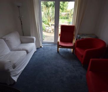 To Rent Kinson Road, Wallisdown, Bournemouth, BH10 £1,425 pcm Tenan... - Photo 1