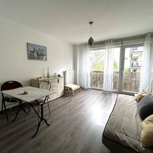 Location Appartement 1 pièce 28m² PALAISEAU 91120 - Photo 2