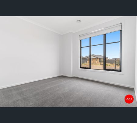 12 Betoota Ave, Huntly, Vic 3551 - Photo 3