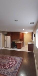 2 bedroom in a cozy quiet neighborhood Coquitlam Eagle Mountain Area. - Photo 4