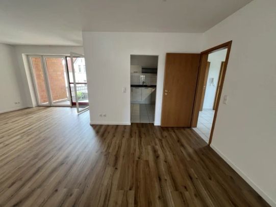 Schicke 3-Zimmerwohnung mit Loggia in Altstadtnähe! - Foto 1