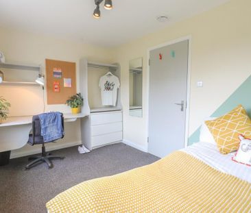 1 bedroom in a house share to rent - Photo 4