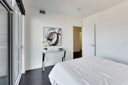 For Lease - 501 St Clair Avenue Unit# 501, Toronto, Ontario - Photo 4