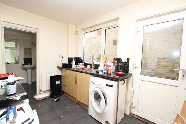 Tresham Street, Kettering, Northamptonshire, NN16 - Photo 1