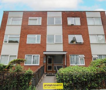 2 bedroom flat to rent - Photo 2