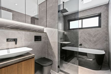 Architecturally Designed Duplex - Photo 4