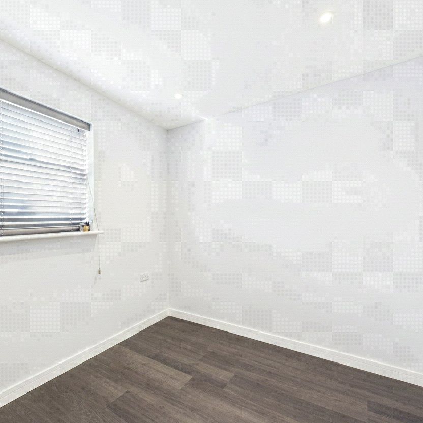 1 bedroom Flat in King Street, Maidenhead - Photo 1