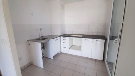 location Appartement T2 DE 51.3m² À CHEVILLY LA RUE - Photo 2