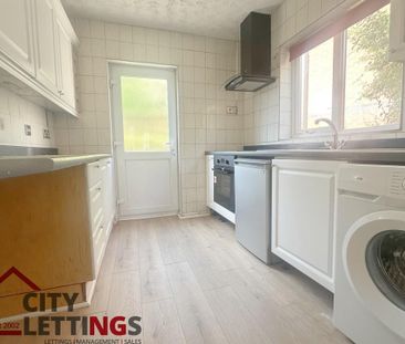 3 bedroom detached house to rent - Photo 6