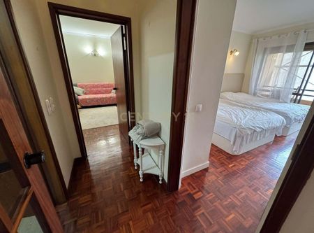 Cascais e Estoril, Lisbon - Photo 2