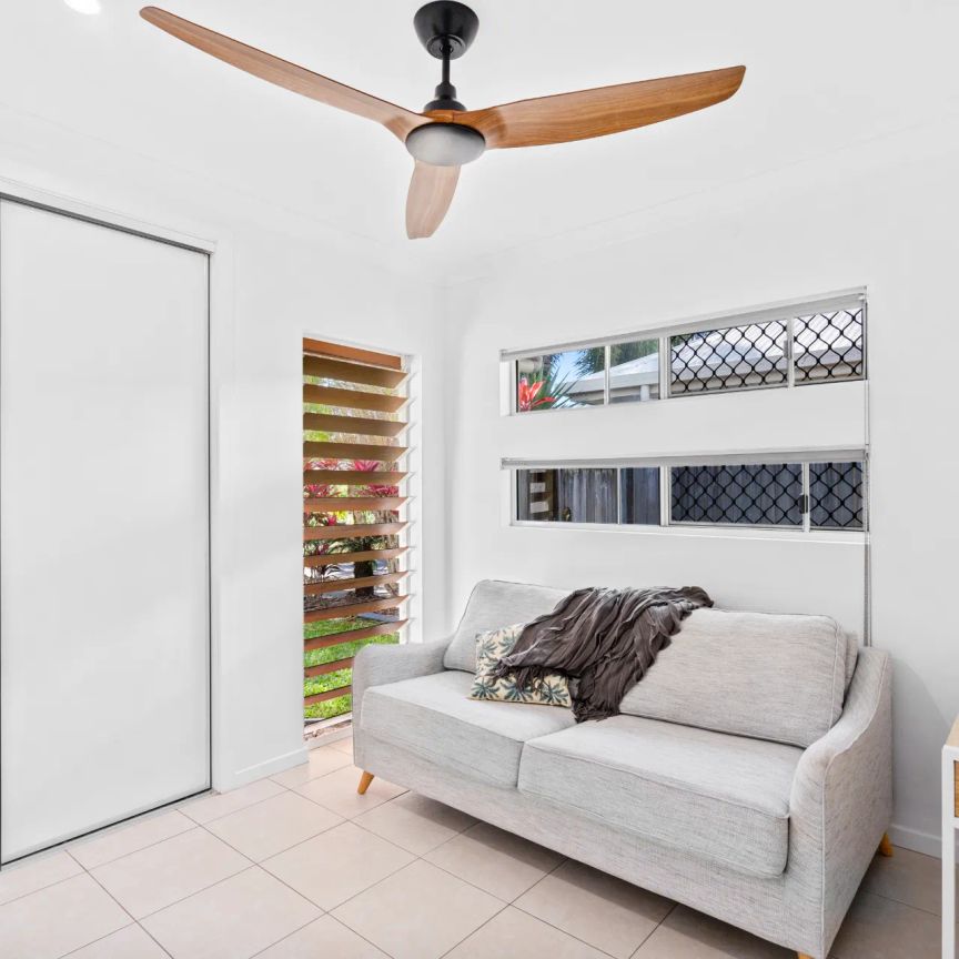 35 Muller Street, Palm Cove. - Photo 1