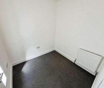 Brynbeddw Road, Pontypridd, CF43 - Photo 5