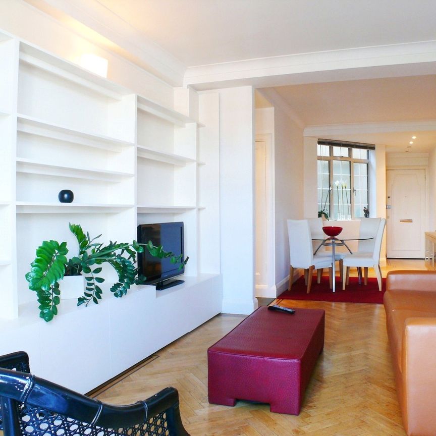 Ivor Court, Marylebone, NW1, London - Photo 1