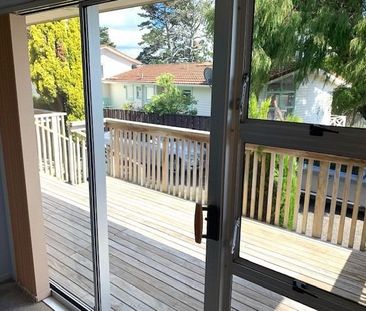 Spacious warm 3 Bedroom - Photo 5