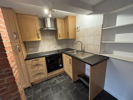 1 bedroom semi-detached house to rent - Photo 3