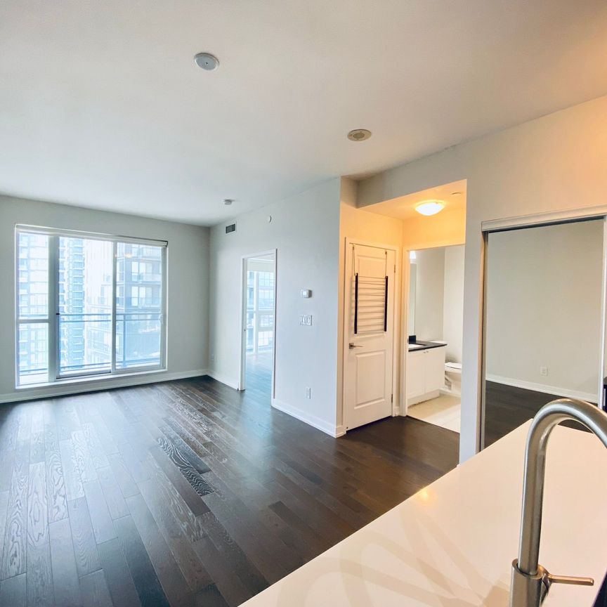 For Lease - 4011 Brickstone Mews Unit# 3104, Mississauga, Ontario - Photo 1
