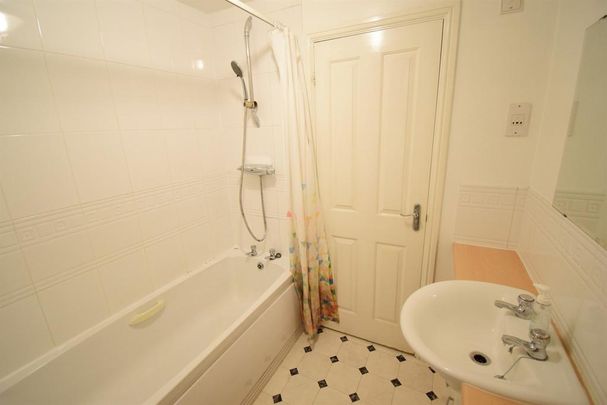 2 bedroom house to rent - Photo 1