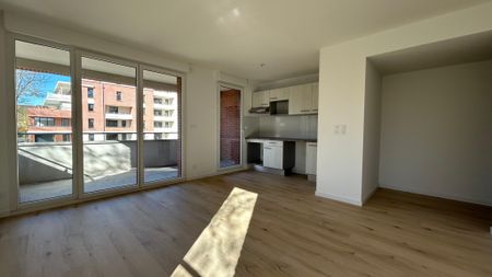 Location Appartement 3 pièces 63m² CASTANET TOLOSAN 31320 - Photo 2