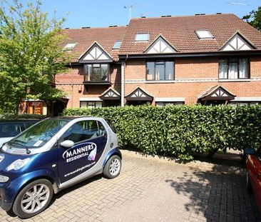Oriental Road, Woking - Photo 4