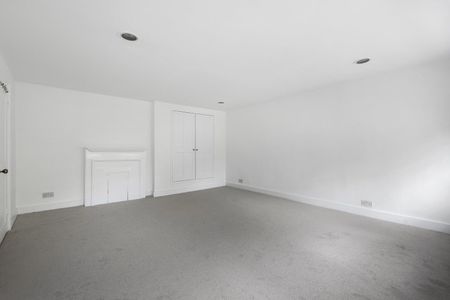 Crooms Hill, London, SE10 - Photo 3