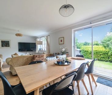 4 bedroom detached house to rent - Photo 3
