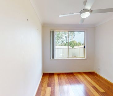 26 Murphy Circuit, Ashtonfield NSW 2323 - Photo 2