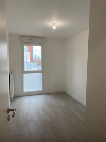 Location Appartement 3 pièces 63m² ST JEAN DE LA RUELLE 45140 - Photo 2